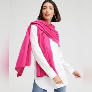 NEW IN WRAPPING Chicos Travel Wrap Haute Pink original packaging